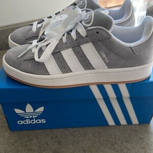 Adidas BRAND NEW Campus shoes